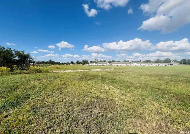 Photo 4 of Land for sale at 0000 Water St, Harrisburg, IL 62946 | MLS# EB455408 | Listing updated on 2026-05-25