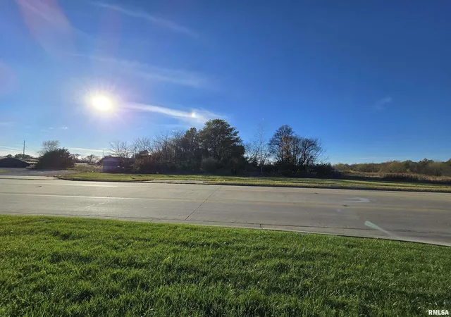 Photo 2 of Land for sale at 000 N Wells Byp Rd, Mt Vernon, IL 62864 | MLS# EB455858 | Listing updated on 2026-08-13