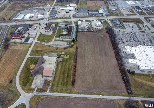 Photo 4 of Land for sale at 00 Mills Cart Rd, Salem, IL 62881 | MLS# EB456967 | Listing updated on 2026-05-25