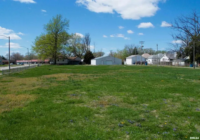 Photo 3 of Land for sale at 838 E 2nd St #846, Centralia, IL 62801 | MLS# EB457590 | Listing updated on 2026-05-25