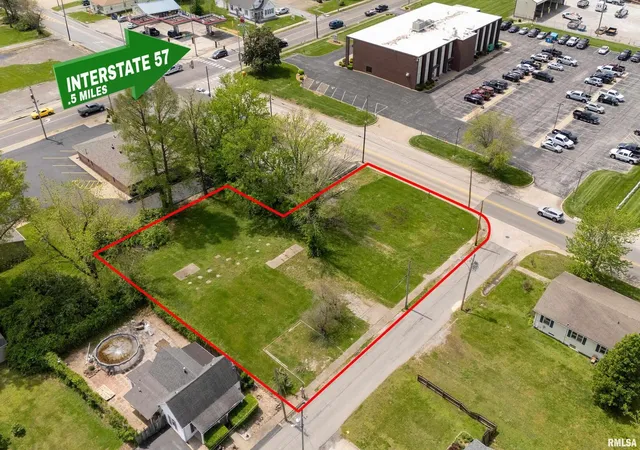 Photo 2 of Land for sale at 107 N Carbon St, Marion, IL 62959 | MLS# EB458082 | Listing updated on 2026-05-27