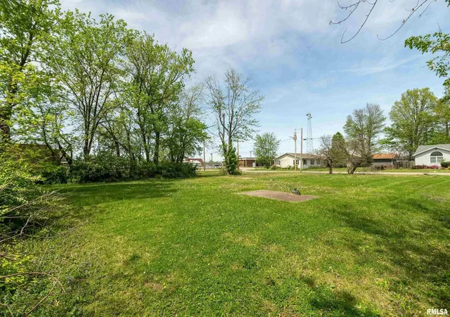 Photo 10 of Land for sale at 107 N Carbon St, Marion, IL 62959 | MLS# EB458082 | Listing updated on 2026-05-27