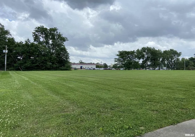 Homes for sale in Salem, IL | Lot 12 Cross Creek Blvd, Salem, IL 62881 | MLS# EB458453