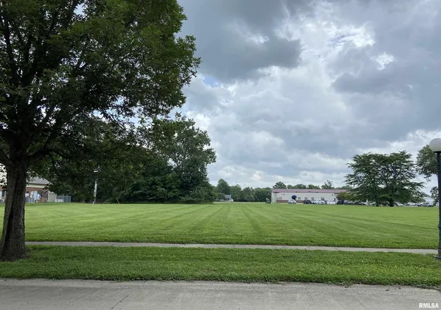Homes for sale in Salem, IL | Lot 12 Cross Creek Blvd, Salem, IL 62881 | MLS# EB458453