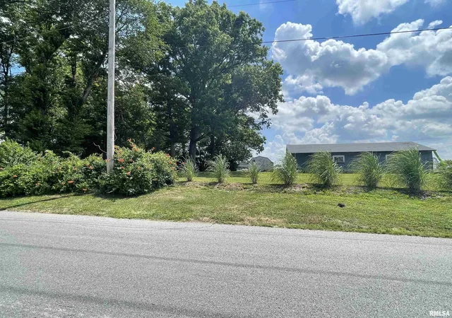Photo 1 of Land for sale at 1504 W Dufour St, Marion, IL 62959 | MLS# EB458930 | Listing updated on 2026-05-27