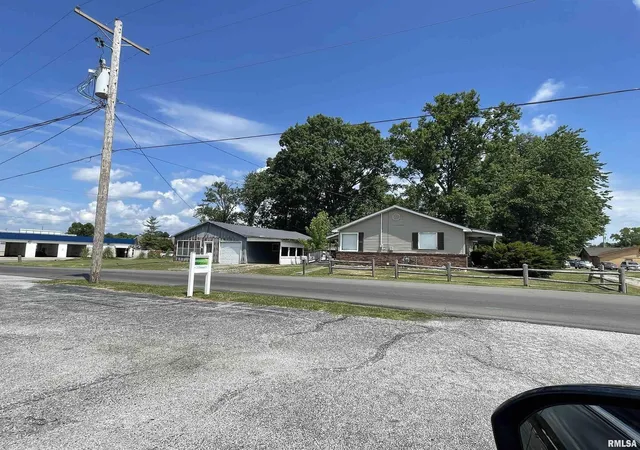 Photo 2 of Land for sale at 1504 W Dufour St, Marion, IL 62959 | MLS# EB458930 | Listing updated on 2026-05-27