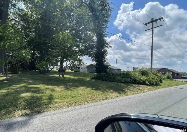 Photo 4 of Land for sale at 1504 W Dufour St, Marion, IL 62959 | MLS# EB458930 | Listing updated on 2026-05-27