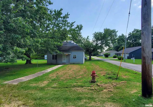 Photo 1 of Single family home for sale at 519 Nevada St, Carterville, IL 62918 | MLS# EB459159 | Listing updated on 2026-07-25