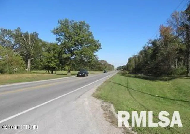 Photo 2 of Land for sale at 0000 E Illinois Hwy 15, Mount Vernon, IL 62864 | MLS# EB459594 | Listing updated on 2026-05-25
