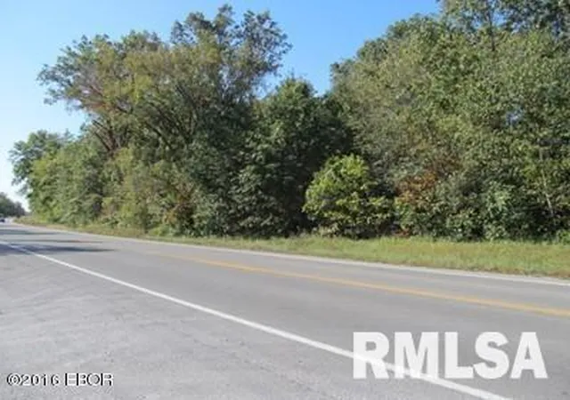 Photo 4 of Land for sale at 0000 E Illinois Hwy 15, Mount Vernon, IL 62864 | MLS# EB459594 | Listing updated on 2026-05-25