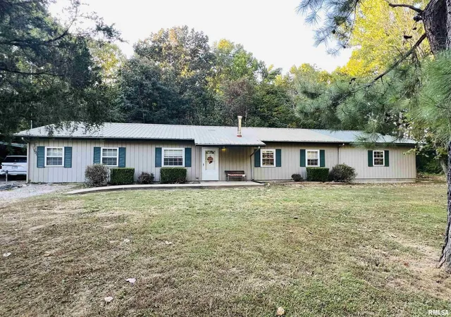 Photo 1 of Single family home for sale at 25001 W Old Salt Trl, Stonefort, IL 62987 | MLS# EB459680 | Listing updated on 2026-10-12