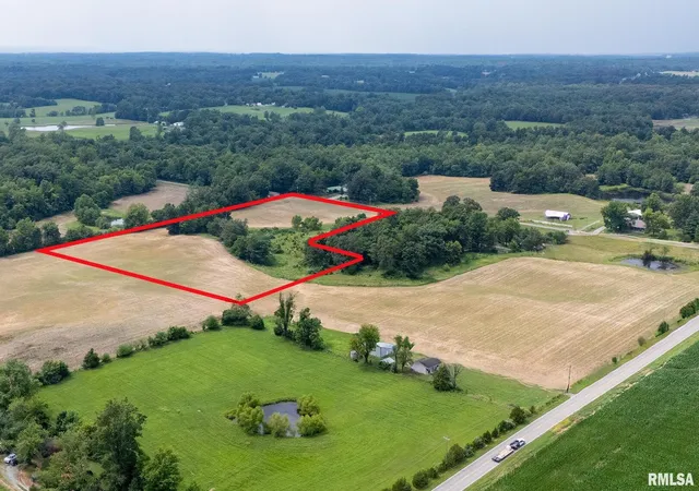 Photo 5 of Land for sale at 012 Perry Rd, Pittsburg, IL 62974 | MLS# EB459823 | Listing updated on 2026-05-25