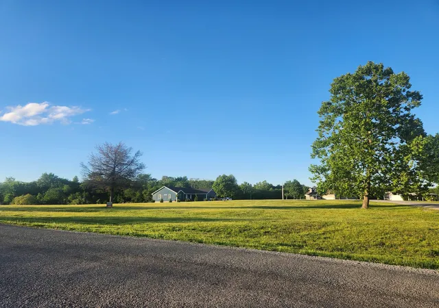 Photo 1 of Land for sale at 821 Bluebell Rd, Duquoin, IL 62832 | MLS# EB460217 | Listing updated on 2026-06-29