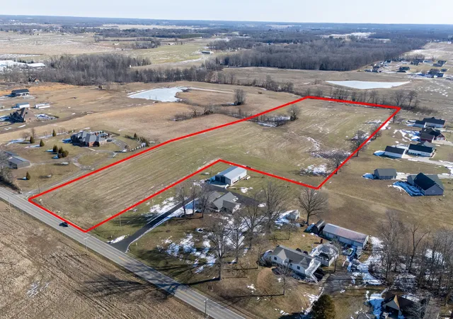 Photo 3 of Land for sale at Tbd S Market St, Marion, IL 62959 | MLS# EB460313 | Listing updated on 2026-08-01