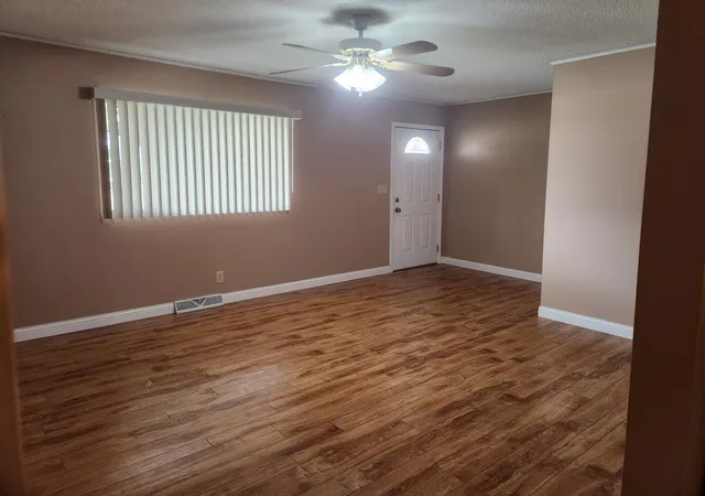 Photo 2 of Sale Pending at 15766 E Tilton Rd, Ina, IL 62846 | MLS# EB460507 | Listing updated on 2026-09-13