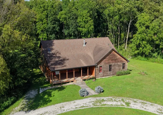 1st image of 253 Ween Rd, Desoto, IL 62924 | MLS# EB460556