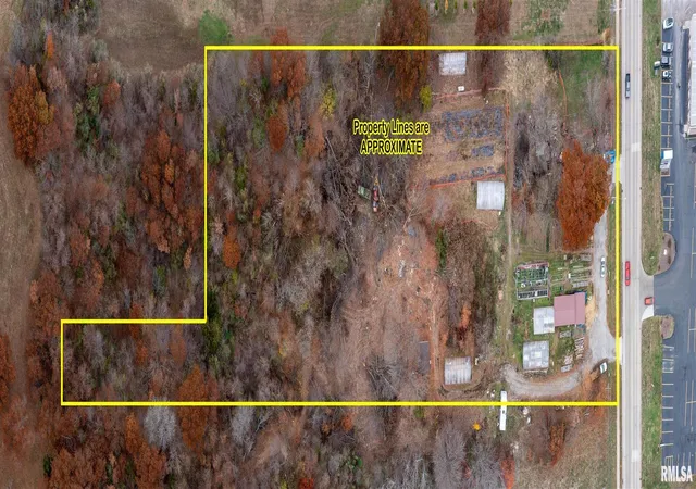 Photo 2 of Land for sale at 605 S 42nd Street, Mount Vernon, IL 62864 | MLS# EB460591 | Listing updated on 2026-07-06