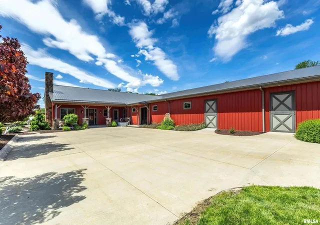 Photo 4 of House for sale at 5122 230Th St N, Port Byron, IL 61275 | MLS# QC4253556 | Listing updated on 2026-07-13