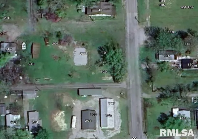 Photo 2 of Land for sale at 115 S Hickory St, Du Quoin, IL 62832 | MLS# QC4262096 | Listing updated on 2026-08-28