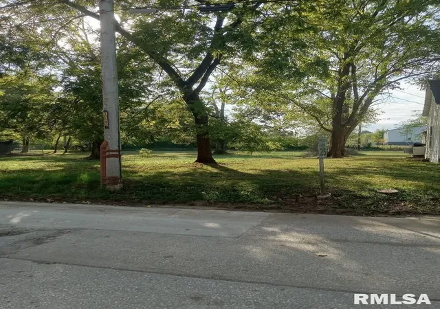 Photo 4 of Land for sale at 213 S 2nd Street, Mount Vernon, IL 62864 | MLS# QC4268379 | Listing updated on 2026-05-27