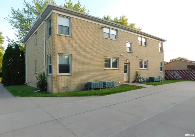 Photo 3 of Multi family home for sale at 411 34th Avenue, East Moline, IL 61244 | MLS# QC4269443 | Listing updated on 2026-07-18