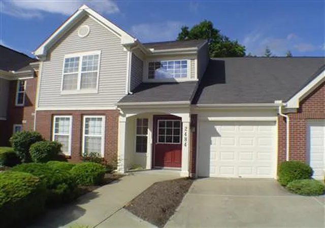 1st image of 2484 Fountain Pl #H, Lakeside Park, KY 41017 | MLS# 354987