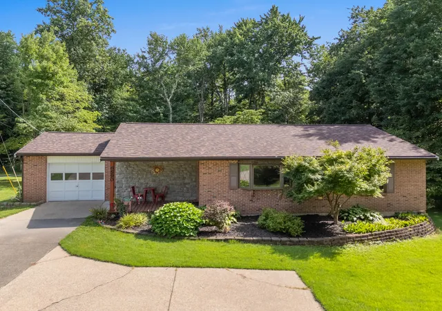 1st image of 6590 E Bend Rd, Burlington, KY 41005 | MLS# 645138