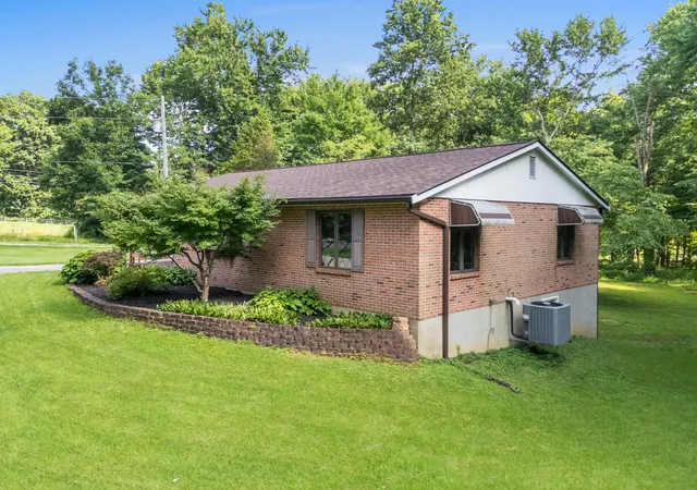 3rd image of 6590 E Bend Rd, Burlington, KY 41005 | MLS# 645138