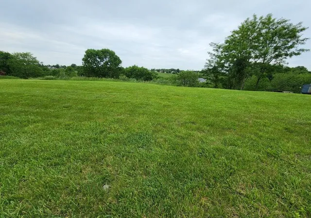Homes for sale in Dry Ridge, KY | 305 Eagle Ridge Dr, Dry Ridge, KY 41035 | MLS# 634097