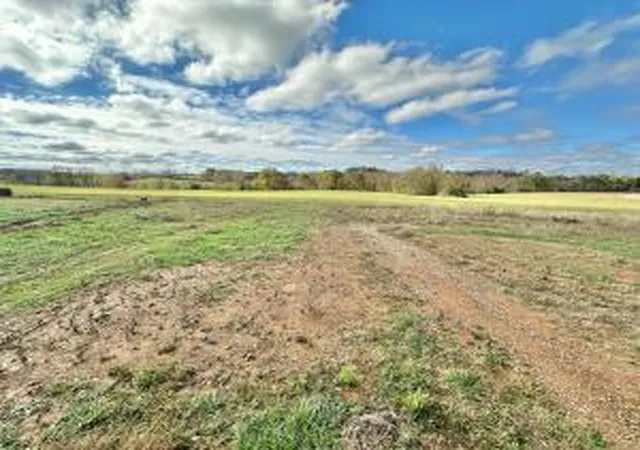 Homes for sale in Ewing, KY | 191 Cord Lane, Ewing, KY 41039 | MLS# 637597