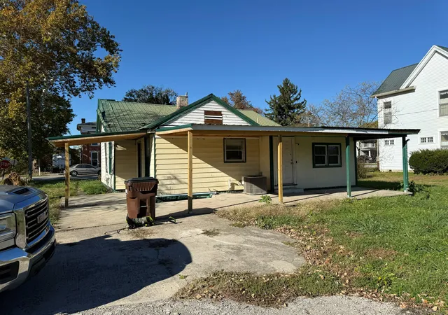 Homes for sale in Ghent, KY | 500 Main Street, Ghent, KY 41045 | MLS# 637895