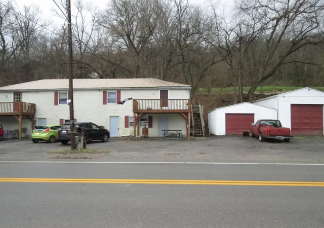 1st image of 427 River Rd, Bromley, KY 41017 | MLS# 638663