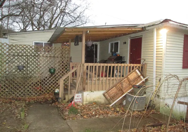 3rd image of 427 River Rd, Bromley, KY 41017 | MLS# 638663