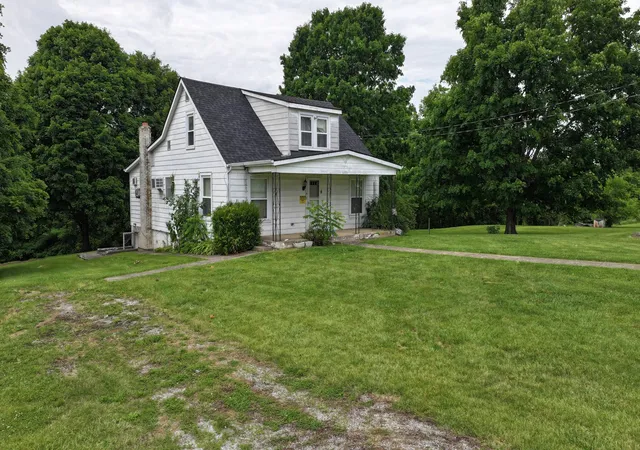 Homes for sale in Owenton, KY | 6490 Gratz Rd, Owenton, KY 40359 | MLS# 643928