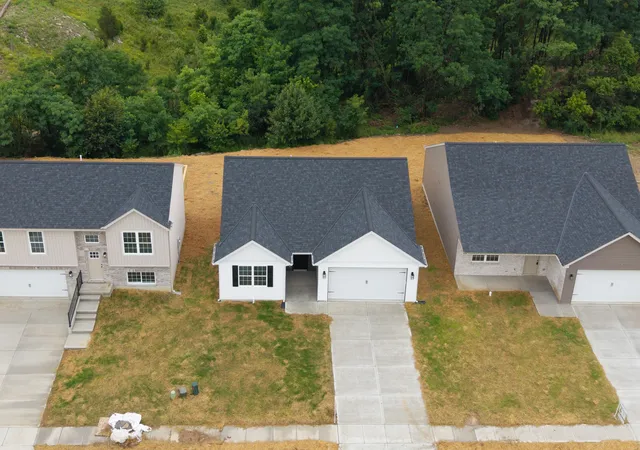 Homes for sale in Williamstown, KY | 124 Belmont Ct, Williamstown, KY 41097 | MLS# 639575