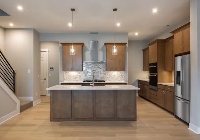 3rd image of 126 W 4Th St, Covington, KY 41011 | MLS# 639683