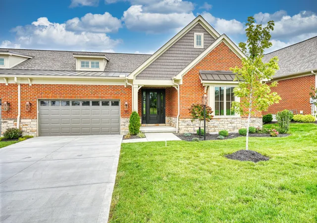 Photo 1 of Single family home for sale at 820 Fairbanks Ln, Southgate, KY 41071 | MLS# 640283 | Listing updated on 2026-10-08