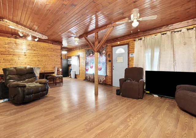 4th image of 3085 Point Pleasant Rd, Hebron, KY 41048 | MLS# 640398