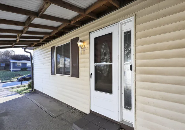 Photo 3 of Single family home for sale at 3342 Sycamore Tree Ln, Erlanger, KY 41018 | MLS# 641210 | Listing updated on 2026-09-05