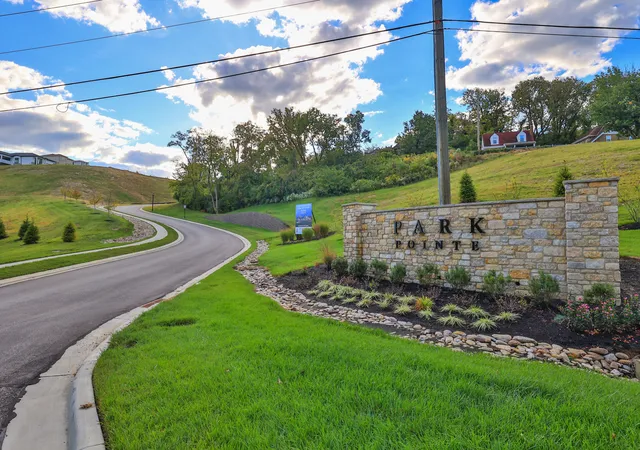 1st image of 1191 Park Pointe Dr #56, Park Hills, KY 41011 | MLS# 640805