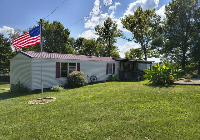 Photo 1 of Single family home for sale at 4693 Robinson Union Rd, Cynthiana, KY 41031 | MLS# 640821 | Listing updated on 2026-08-30