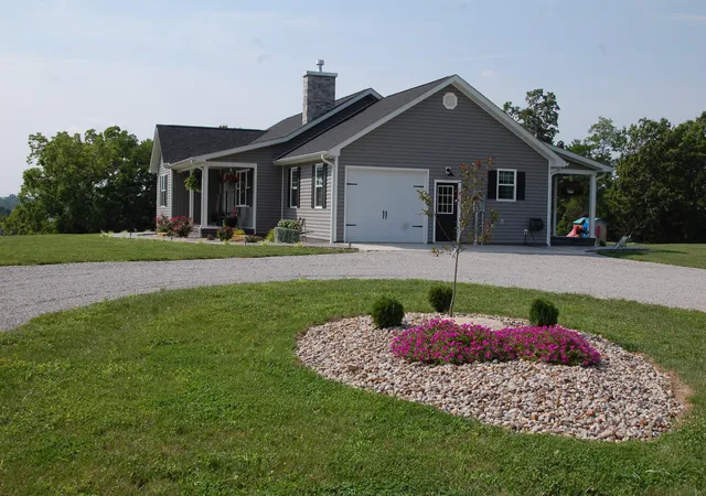 Homes for sale in Owenton, KY | 1925 Old Monterey Rd, Owenton, KY 40359 | MLS# 640895