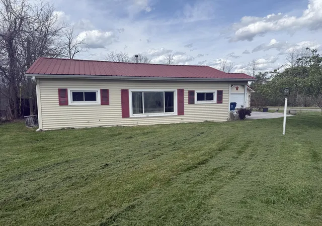 Homes for sale in Williamstown, KY | 3120 Humes Ridge Rd, Williamstown, KY 41097 | MLS# 641156