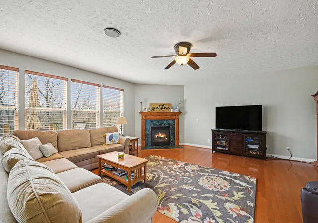 5th image of 2146 Golden Valley Dr, Independence, KY 41051 | MLS# 641380