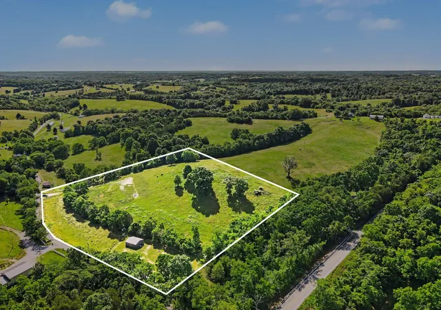 Homes for sale in Berry, KY | 105 Scaffold Lick Creek Rd, Berry, KY 41003 | MLS# 641288