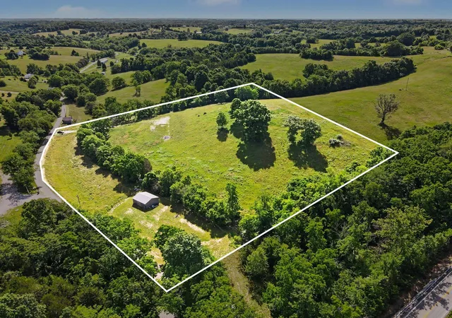 Homes for sale in Berry, KY | 105 Scaffold Lick Creek Rd, Berry, KY 41003 | MLS# 641288