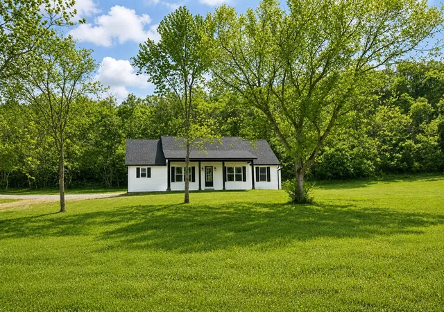 Homes for sale in Warsaw, KY | 6 Hwy 455, Warsaw, KY 41086 | MLS# 641496