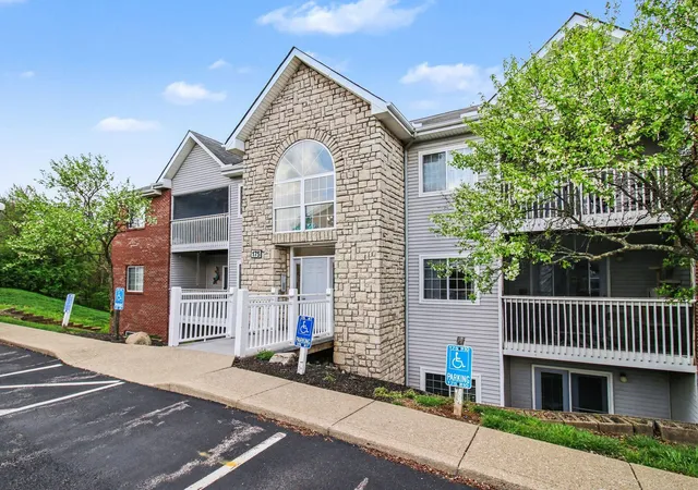 Homes for sale in Erlanger, KY | 175 Cave Run Dr #4, Erlanger, KY 41018 | MLS# 641810