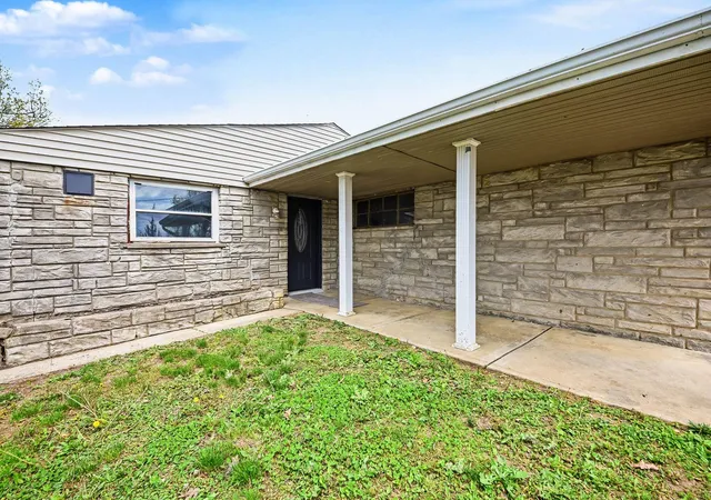 Homes for sale in Alexandria, KY | 742 Smith Hiteman Rd, Alexandria, KY 41001 | MLS# 641612
