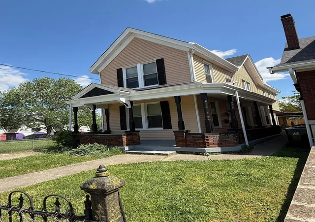 Homes for sale in Dayton, KY | 701 Ervin Ter, Dayton, KY 41074 | MLS# 641703